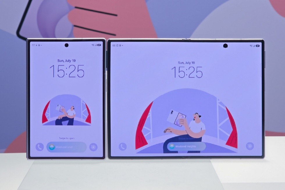 Galaxy Z Fold8 and Galaxy Z Fold8 Ultra unfolded side by side, showing the wider Ultra inner screen